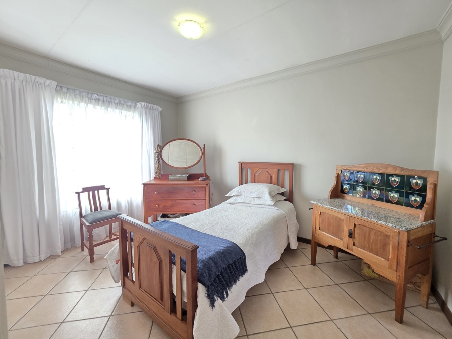2 Bedroom Property for Sale in Mooikloof Gauteng