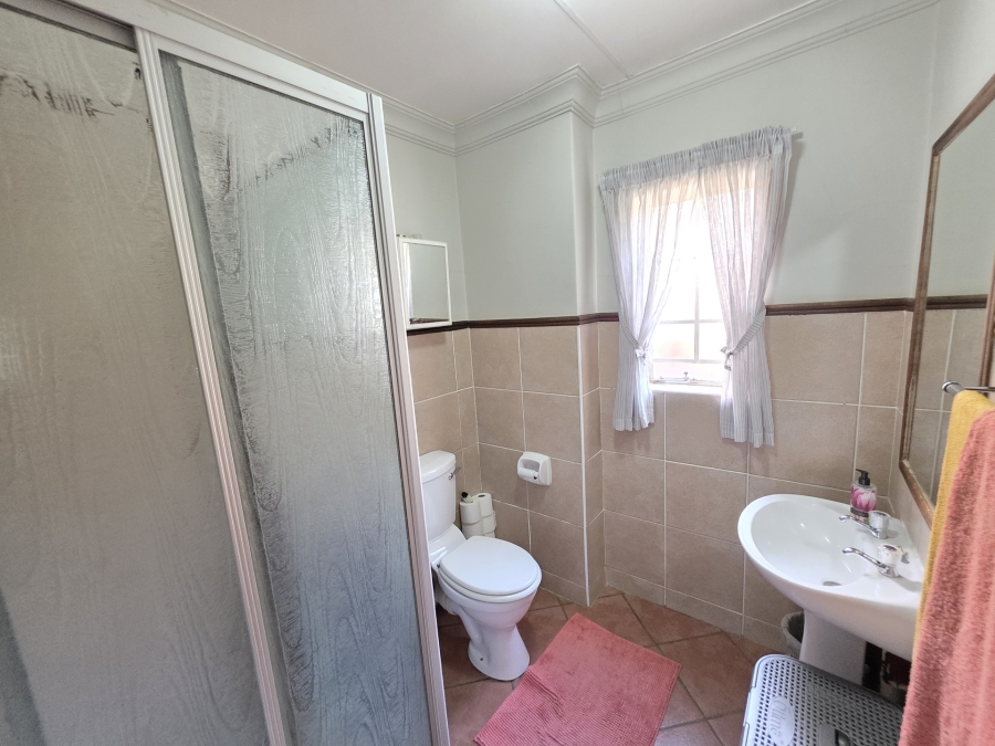 2 Bedroom Property for Sale in Mooikloof Gauteng