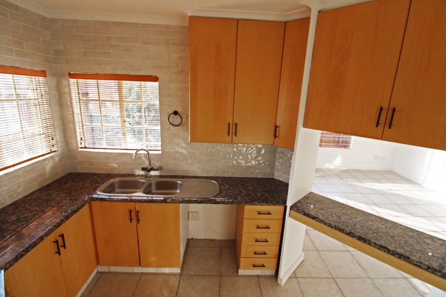 2 Bedroom Property for Sale in Bryanston Gauteng
