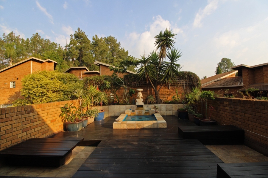 2 Bedroom Property for Sale in Bryanston Gauteng