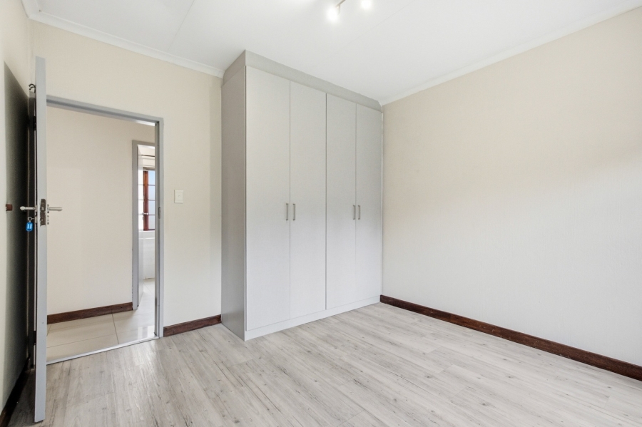 To Let 3 Bedroom Property for Rent in Douglasdale Gauteng