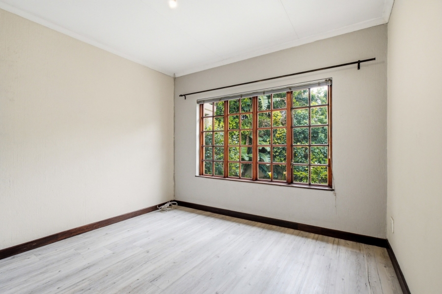To Let 3 Bedroom Property for Rent in Douglasdale Gauteng