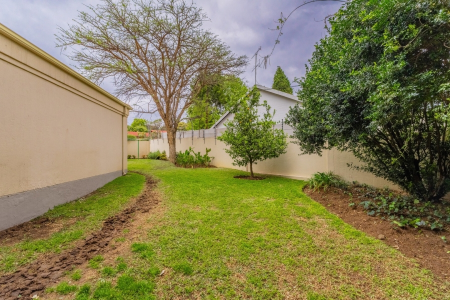 To Let 3 Bedroom Property for Rent in Douglasdale Gauteng