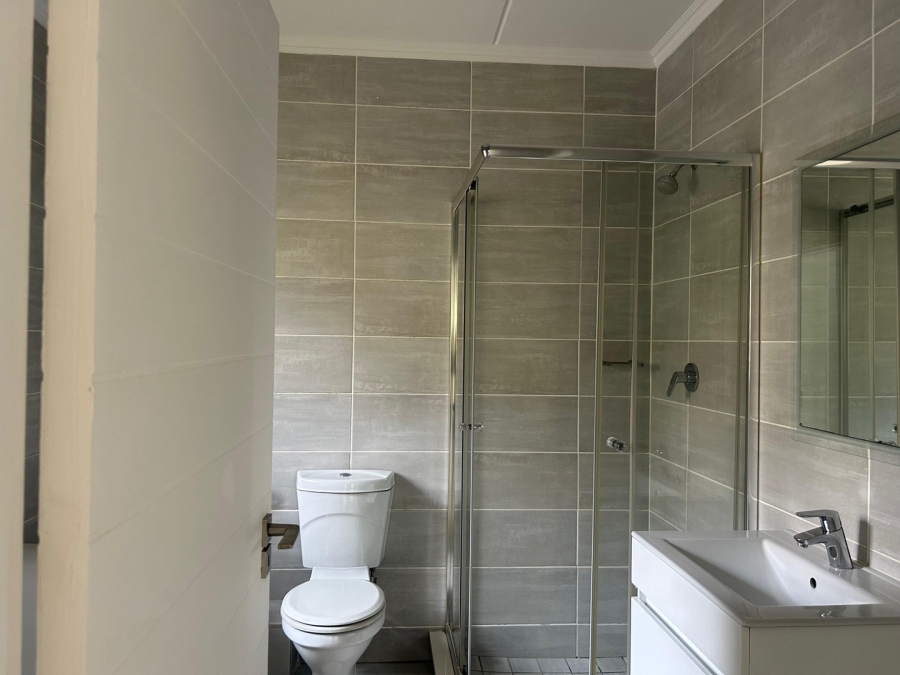 3 Bedroom Property for Sale in Waterfall Gauteng