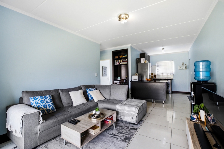 2 Bedroom Property for Sale in Noordwyk Gauteng