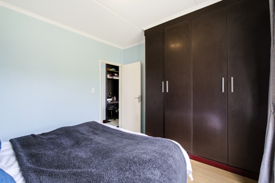 2 Bedroom Property for Sale in Noordwyk Gauteng