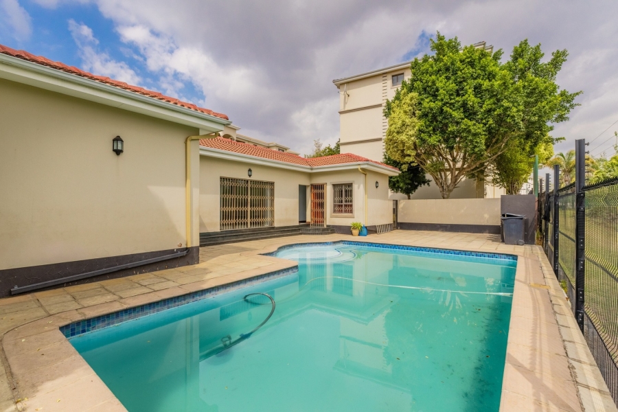 2 Bedroom Property for Sale in Noordwyk Gauteng