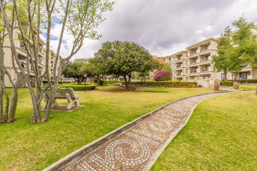 2 Bedroom Property for Sale in Noordwyk Gauteng
