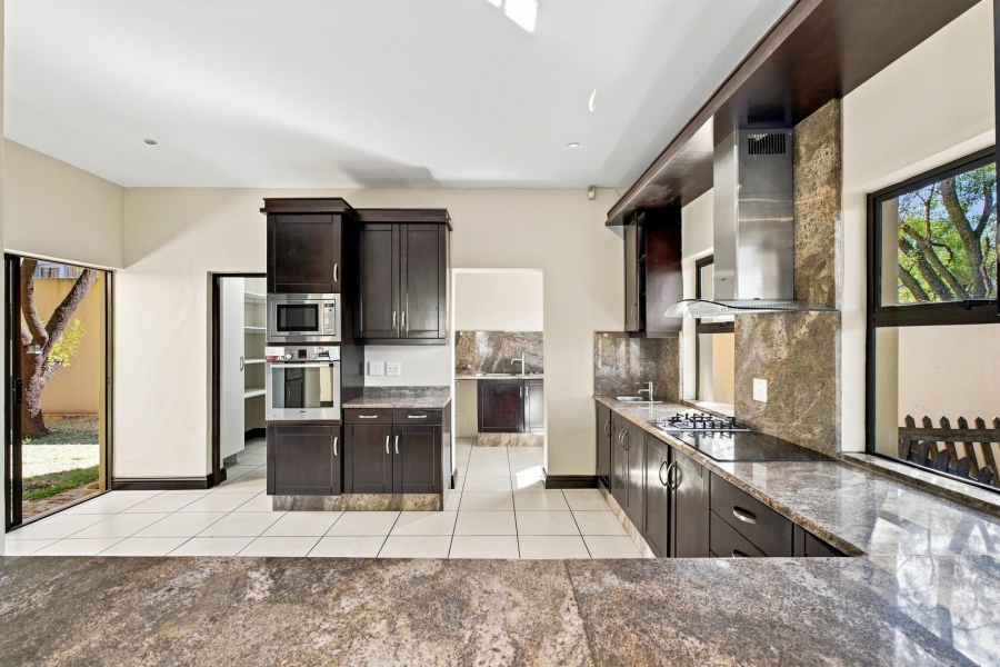 4 Bedroom Property for Sale in Dainfern Golf Estate Gauteng