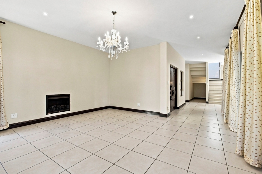 4 Bedroom Property for Sale in Dainfern Golf Estate Gauteng