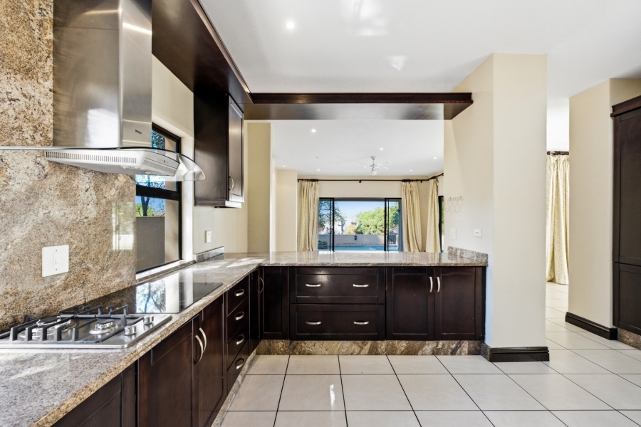 4 Bedroom Property for Sale in Dainfern Golf Estate Gauteng