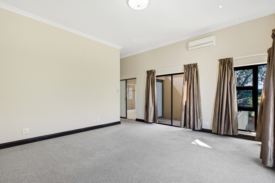 4 Bedroom Property for Sale in Dainfern Golf Estate Gauteng