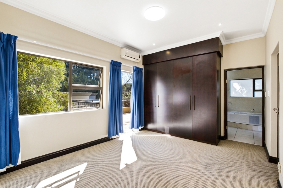 4 Bedroom Property for Sale in Dainfern Golf Estate Gauteng