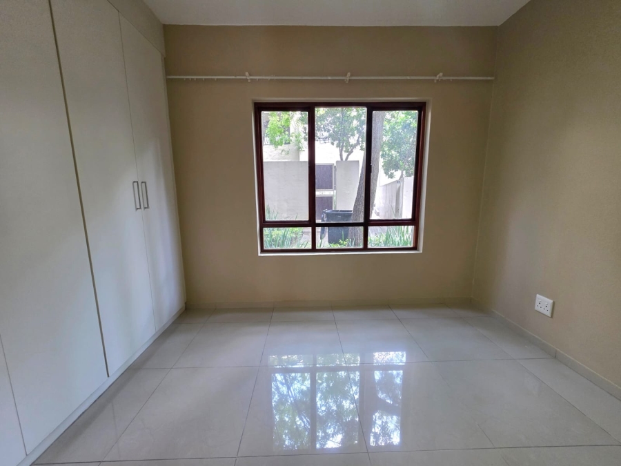 To Let 2 Bedroom Property for Rent in Lonehill Gauteng