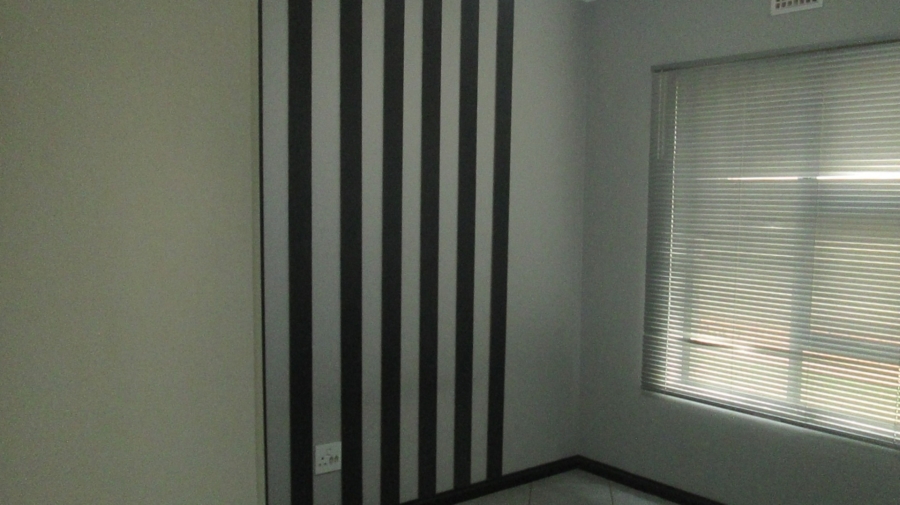 2 Bedroom Property for Sale in Norton Home Estate AH Gauteng