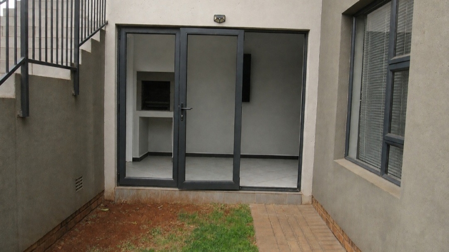 2 Bedroom Property for Sale in Norton Home Estate AH Gauteng