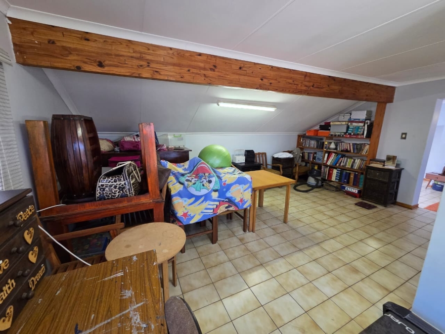5 Bedroom Property for Sale in Magalieskruin Gauteng