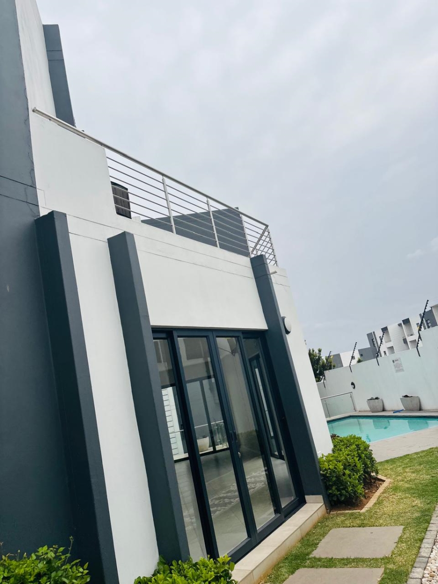 1 Bedroom Property for Sale in Carlswald Gauteng