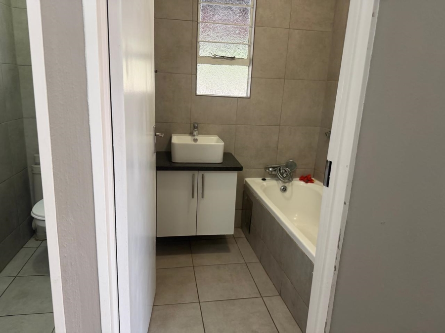 To Let 3 Bedroom Property for Rent in La Montagne Gauteng