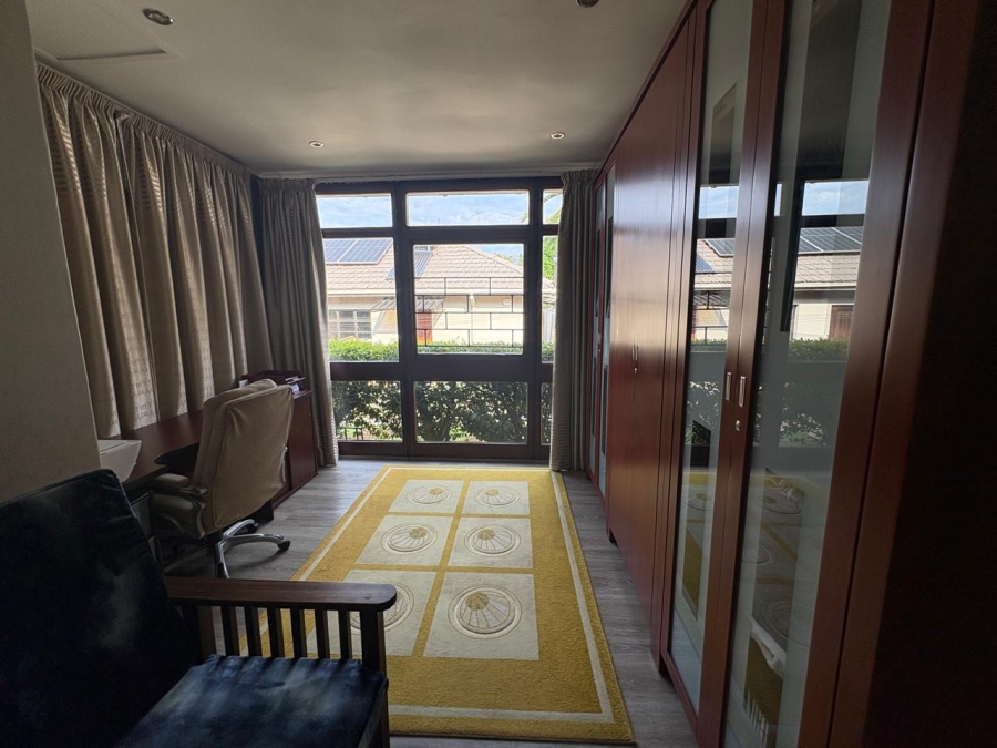 4 Bedroom Property for Sale in Northcliff Gauteng