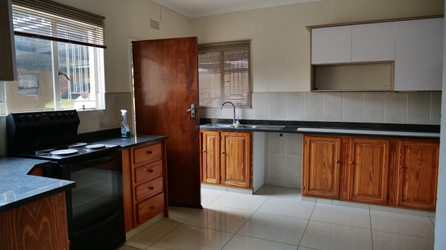 To Let 3 Bedroom Property for Rent in Glenanda Gauteng