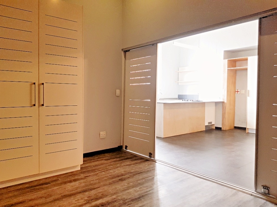 To Let 1 Bedroom Property for Rent in Braamfontein Werf Gauteng