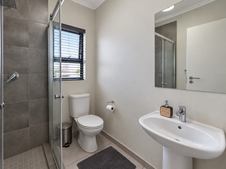 To Let 3 Bedroom Property for Rent in Craigavon Gauteng