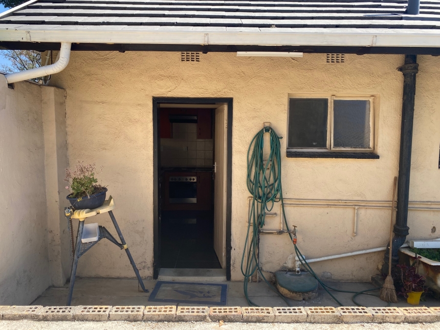 To Let 1 Bedroom Property for Rent in Klevehill Park Gauteng