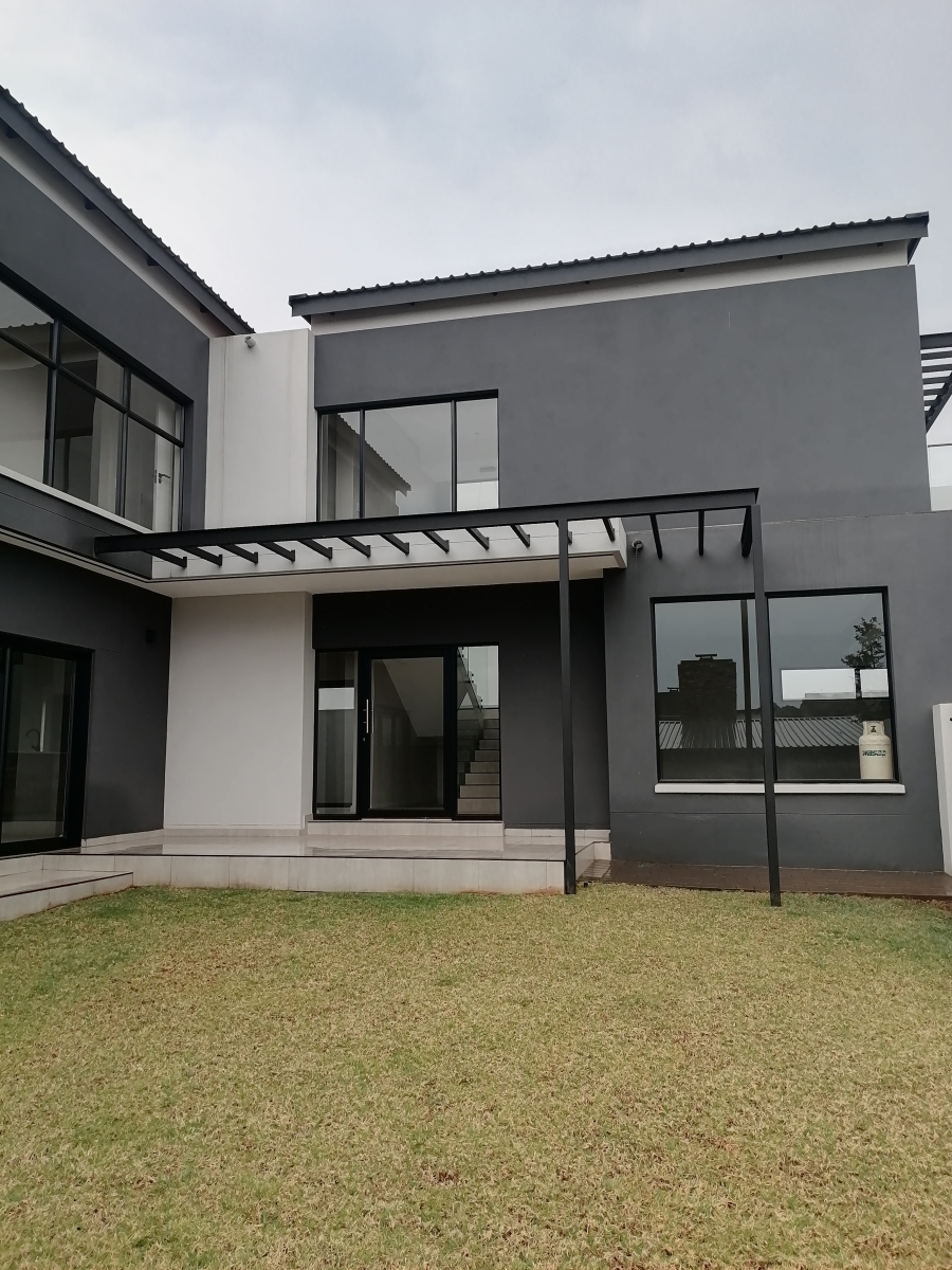 3 Bedroom Property for Sale in Fountainbrook Estate Gauteng