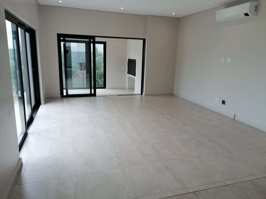 3 Bedroom Property for Sale in Fountainbrook Estate Gauteng