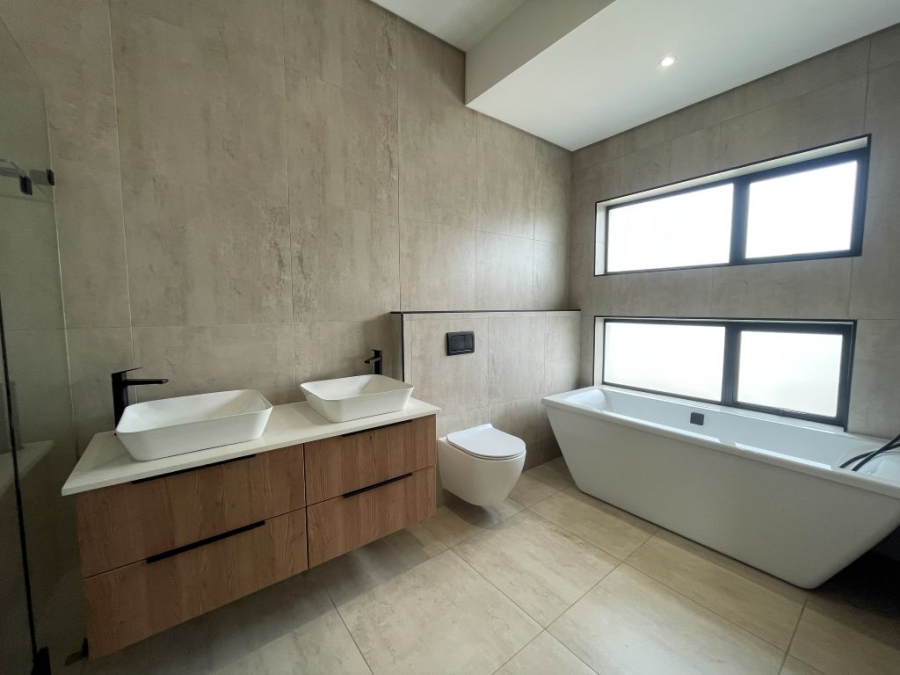 3 Bedroom Property for Sale in Fountainbrook Estate Gauteng