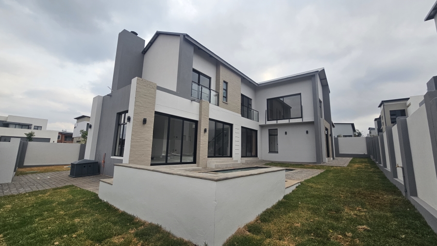 4 Bedroom Property for Sale in Fountainbrook Estate Gauteng