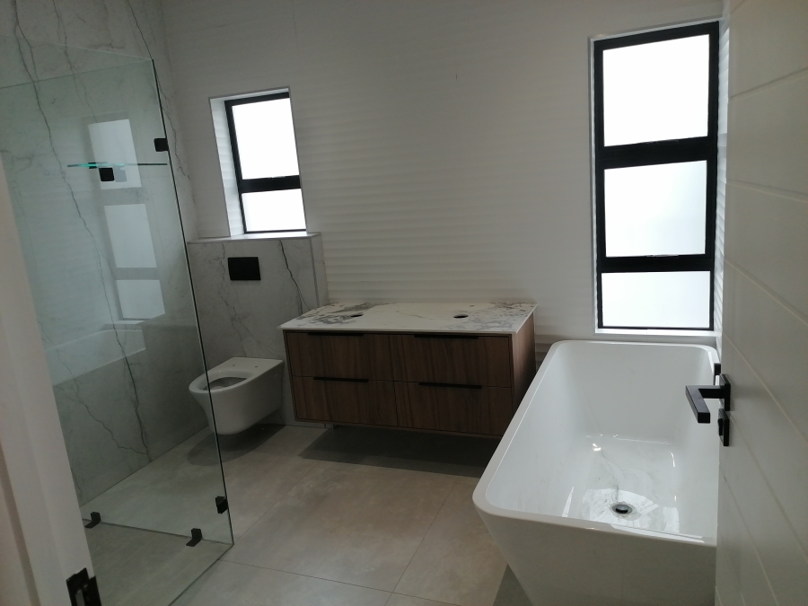 4 Bedroom Property for Sale in Fountainbrook Estate Gauteng