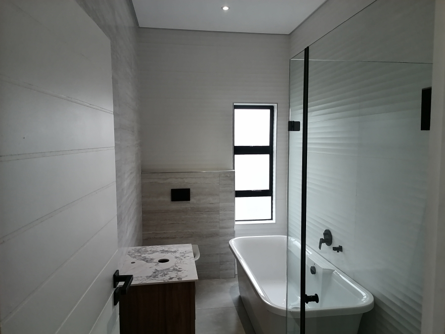 4 Bedroom Property for Sale in Fountainbrook Estate Gauteng