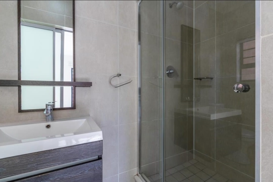 To Let 3 Bedroom Property for Rent in Olivedale Gauteng