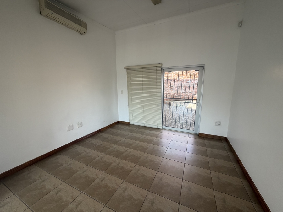 To Let 4 Bedroom Property for Rent in Deltoida A H Gauteng