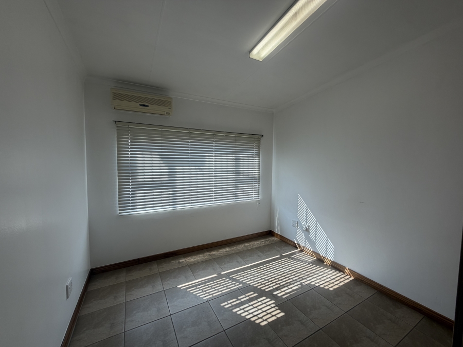 To Let 4 Bedroom Property for Rent in Deltoida A H Gauteng