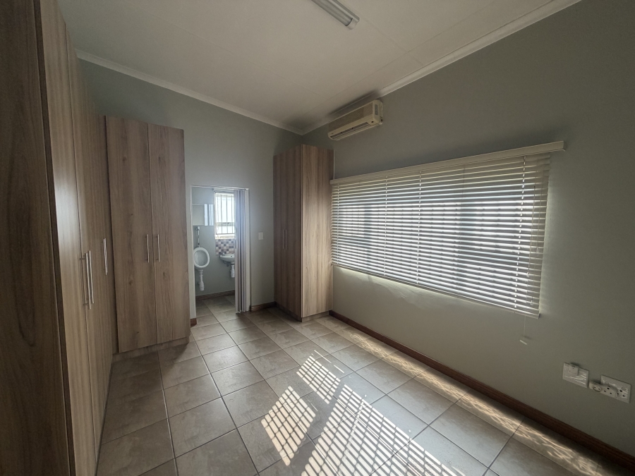 To Let 4 Bedroom Property for Rent in Deltoida A H Gauteng