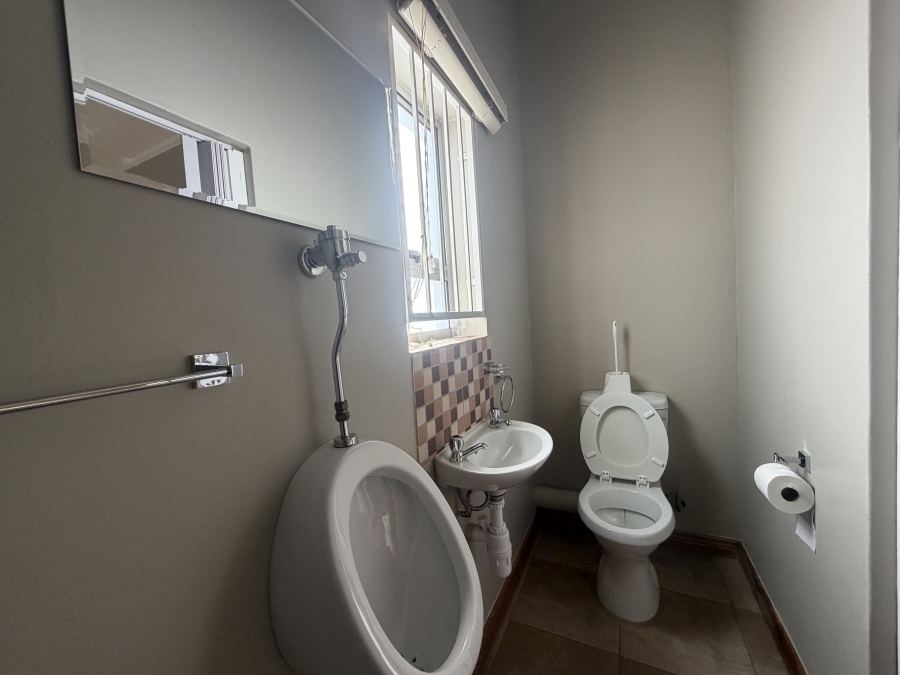 To Let 4 Bedroom Property for Rent in Deltoida A H Gauteng