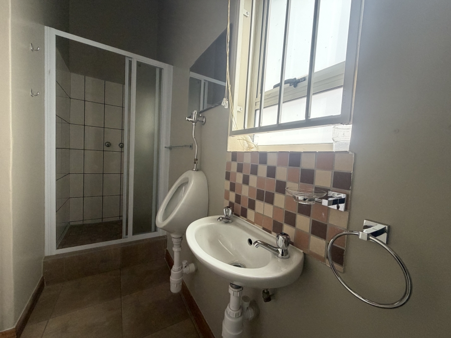 To Let 4 Bedroom Property for Rent in Deltoida A H Gauteng