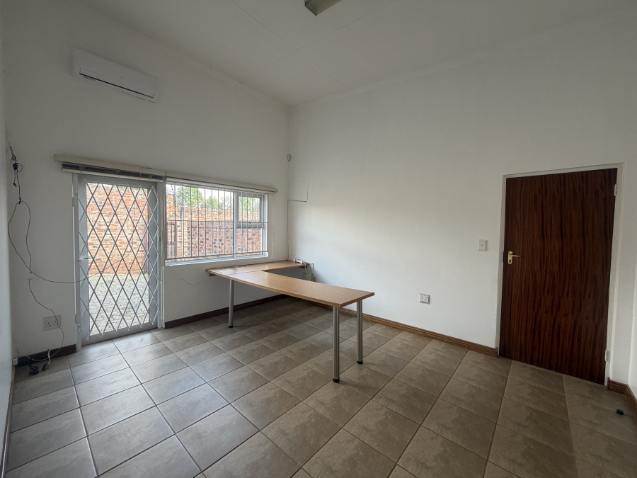 To Let 4 Bedroom Property for Rent in Deltoida A H Gauteng