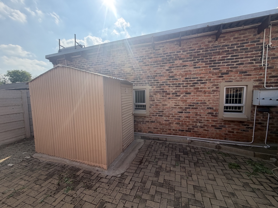 To Let 4 Bedroom Property for Rent in Deltoida A H Gauteng