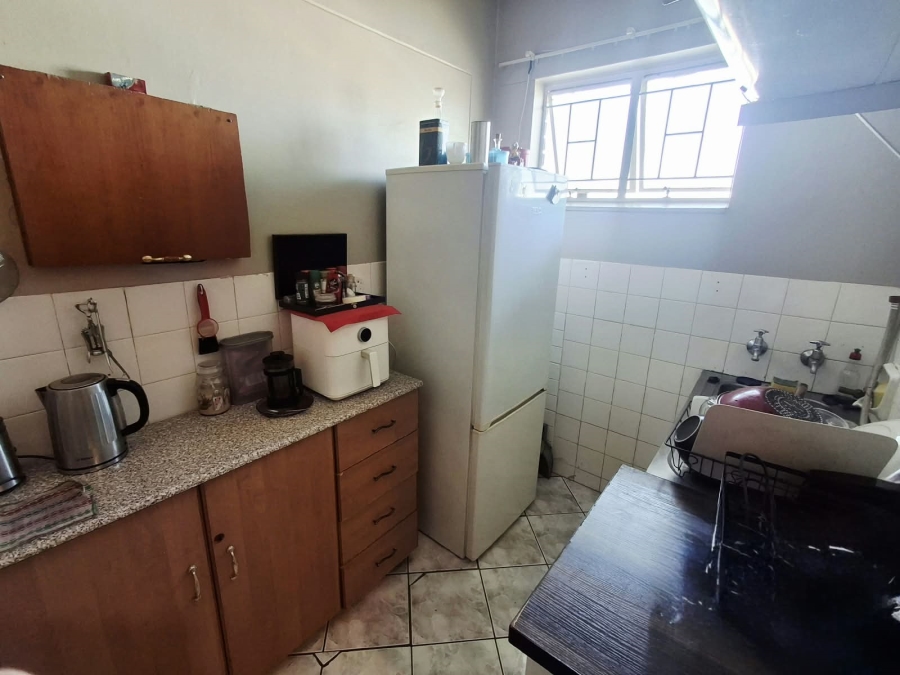2 Bedroom Property for Sale in Waverley Gauteng