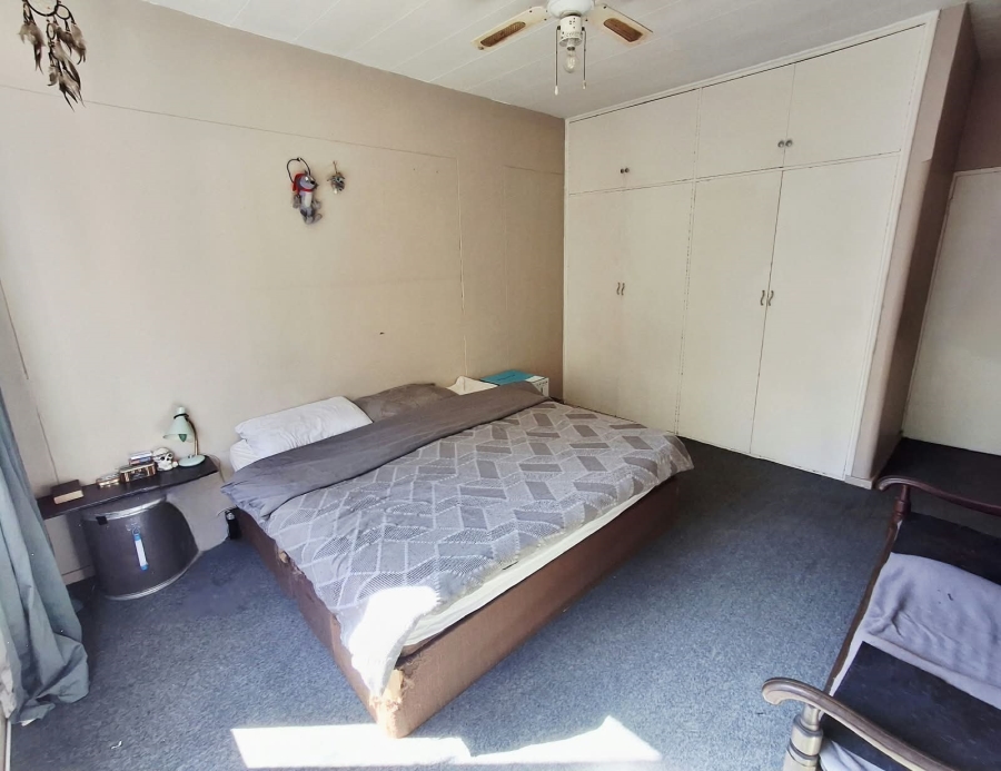 2 Bedroom Property for Sale in Waverley Gauteng