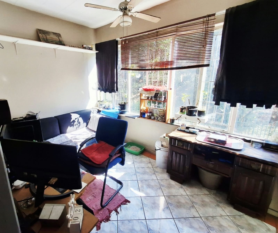 2 Bedroom Property for Sale in Waverley Gauteng