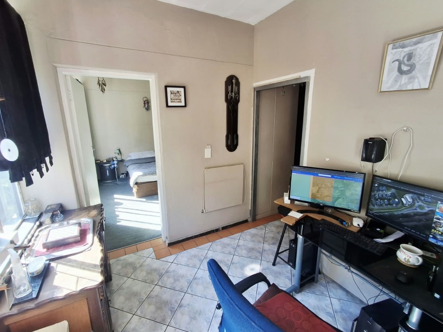 2 Bedroom Property for Sale in Waverley Gauteng