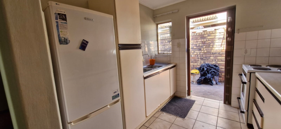 To Let 2 Bedroom Property for Rent in Amandasig Gauteng