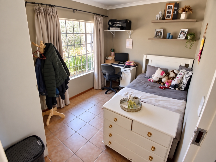 To Let 3 Bedroom Property for Rent in Equestria Gauteng