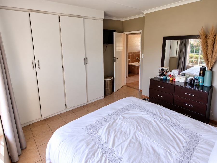 To Let 3 Bedroom Property for Rent in Equestria Gauteng