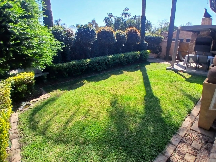 To Let 3 Bedroom Property for Rent in Equestria Gauteng